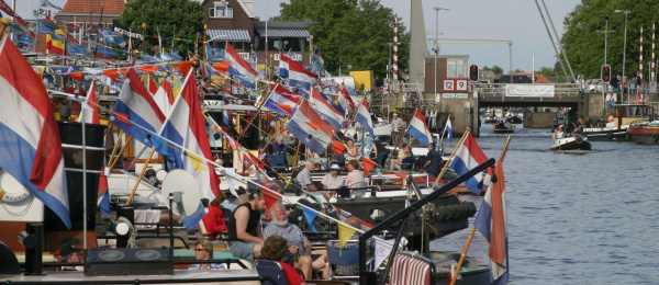 Bezoek de populaire Nationale Sleepbootdagen in Zwartsluis!