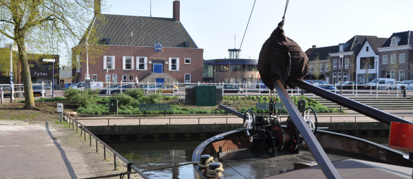 Ontdek al wandelend de boeiende geschiedenis van het stadje Genemuiden!
